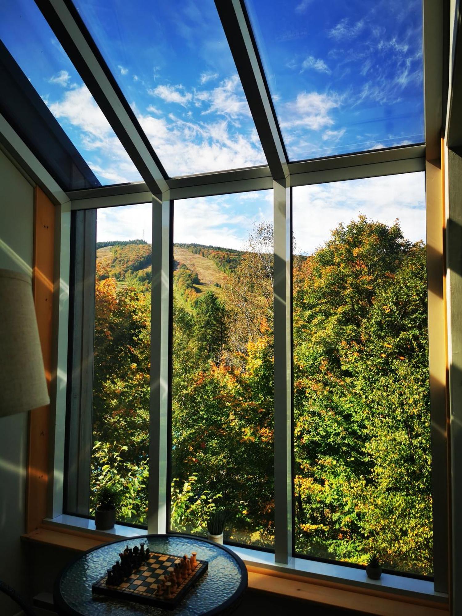 Condo Sur 2 Niveaux Avec Magnifique Vue Sur La Montagne Stoneham Exterior foto